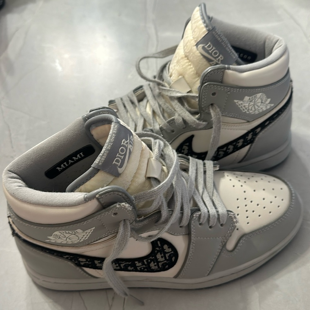 Knockoff Dior Jordan 1’s Midtop’s